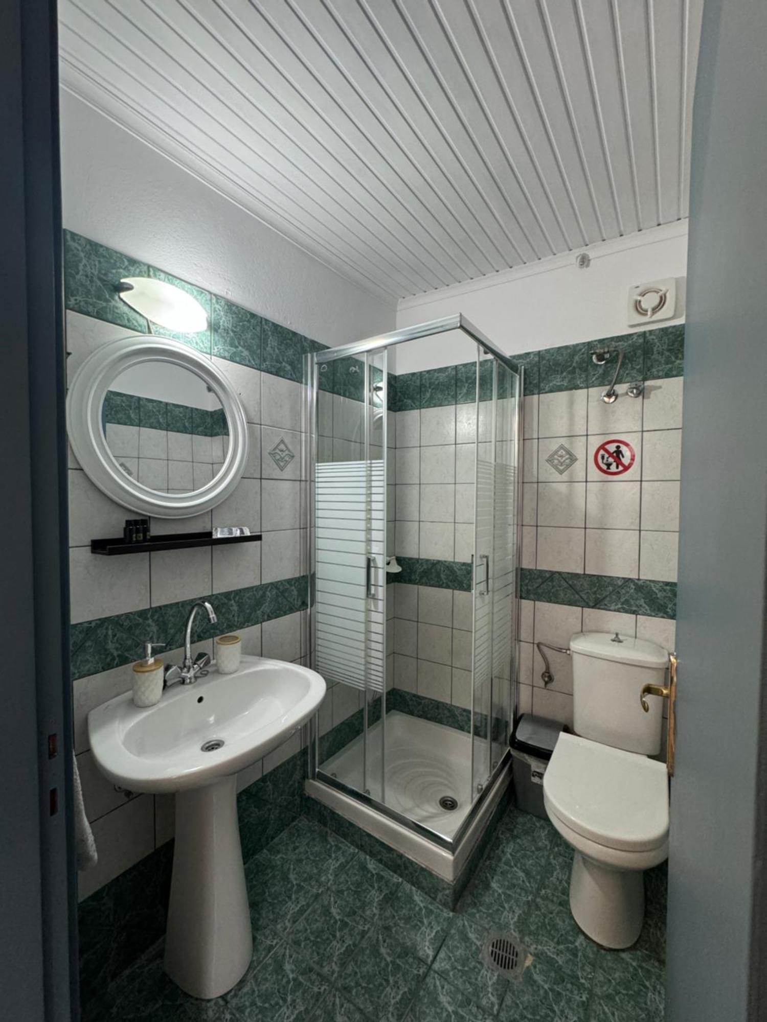 Melintas Cozy Apartments 2 Plomari Екстериор снимка